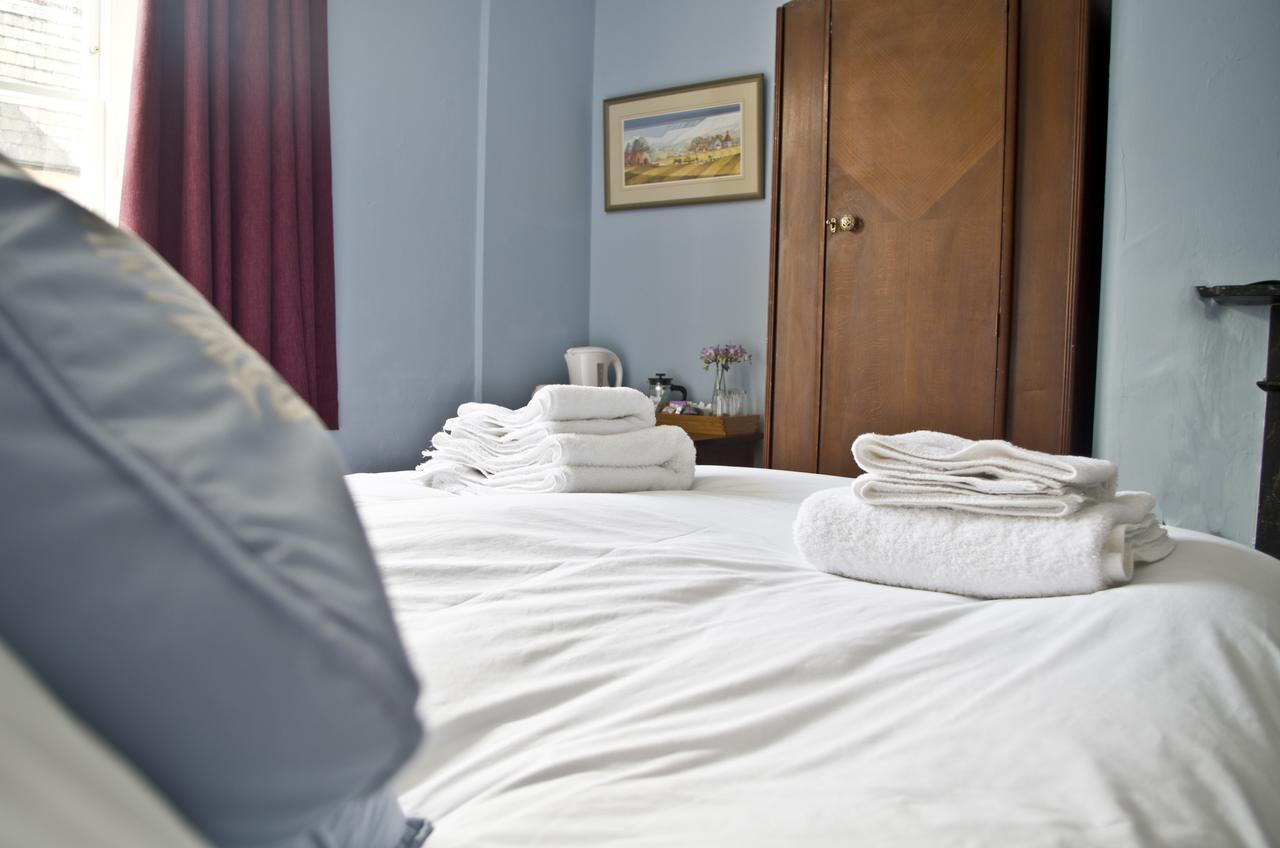 The Red Lion Bed & Breakfast Найтън Екстериор снимка